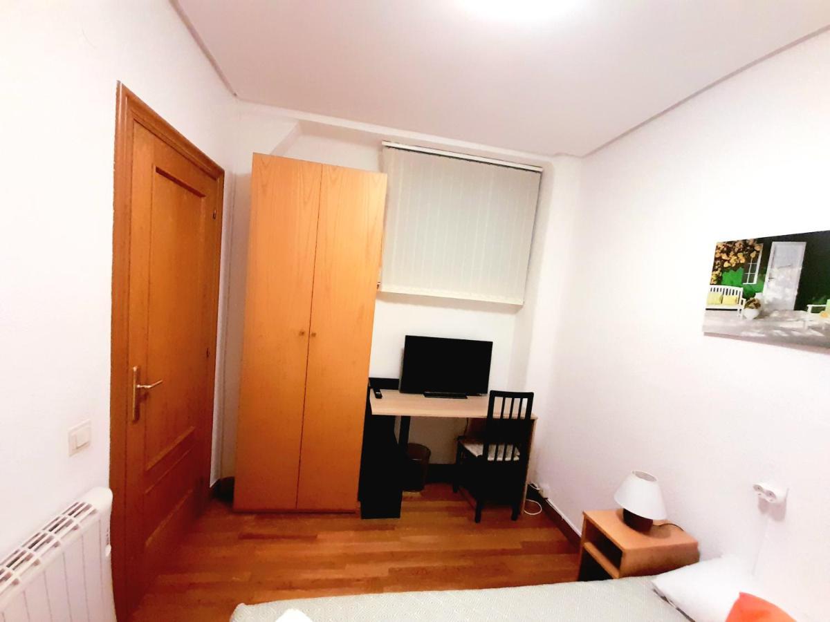 Habitacion Centrica En Pamplona Kültér fotó